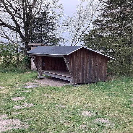 6 Person In Hovborg-by Traum * Hovborg